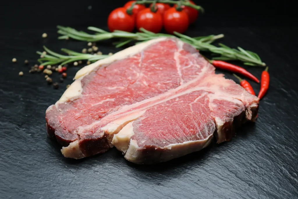warnecke-rind-t-bone-steak-1600x1068px